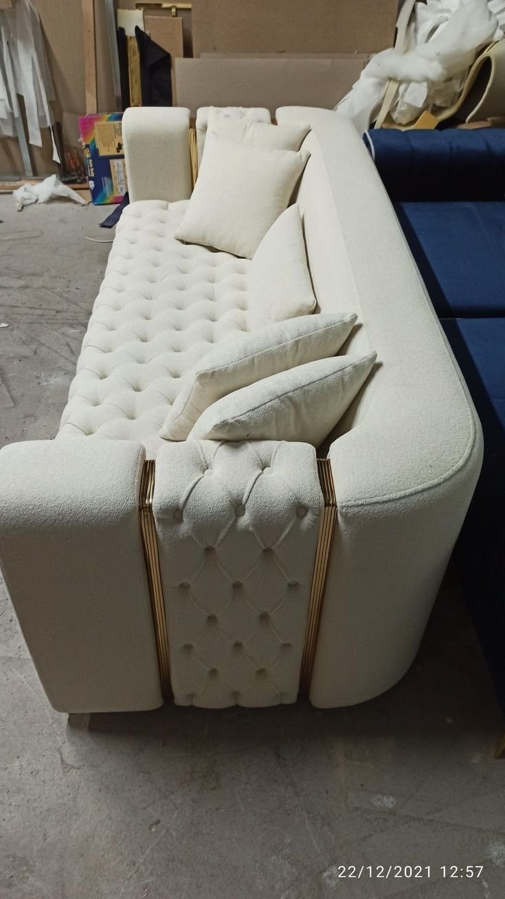 Valentina Cream Tufted Sofa with Gold Accents – Elegant Velvet Couch Valentina Cream Tufted Sofa with Gold Accents – Elegant Velvet Couch